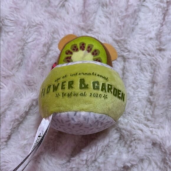 Disney Wishables Epcot International Flower & Garden Green Frushi - Picture 2 of 7